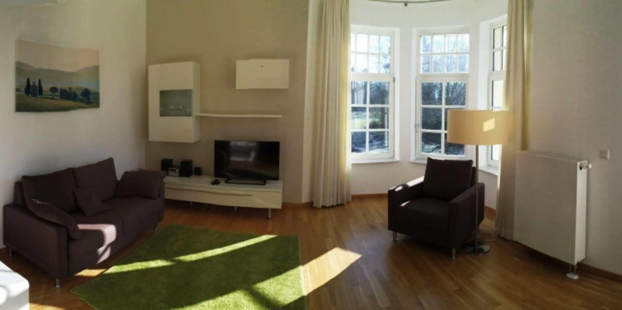 באד פירמונט Appartements Am Kurpark מראה חיצוני תמונה